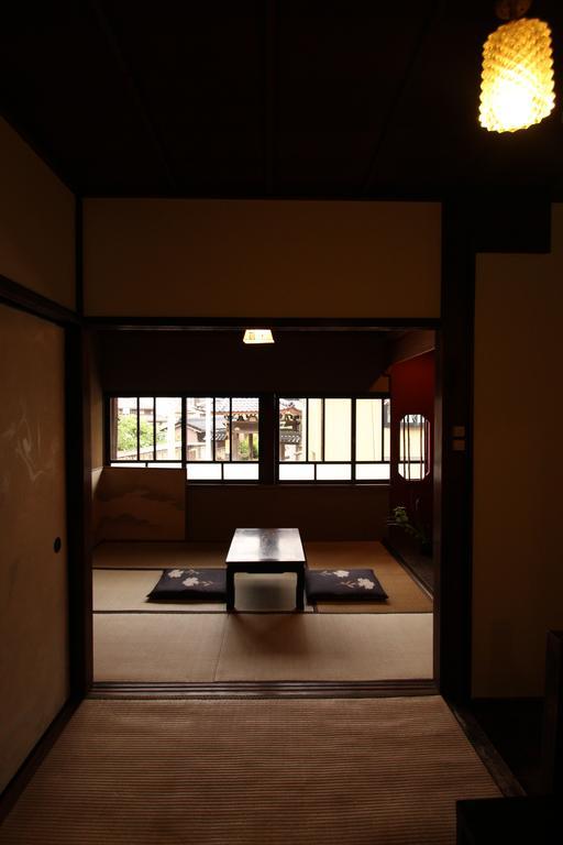 Guest House Ui-Ca Kanazawa Exterior photo