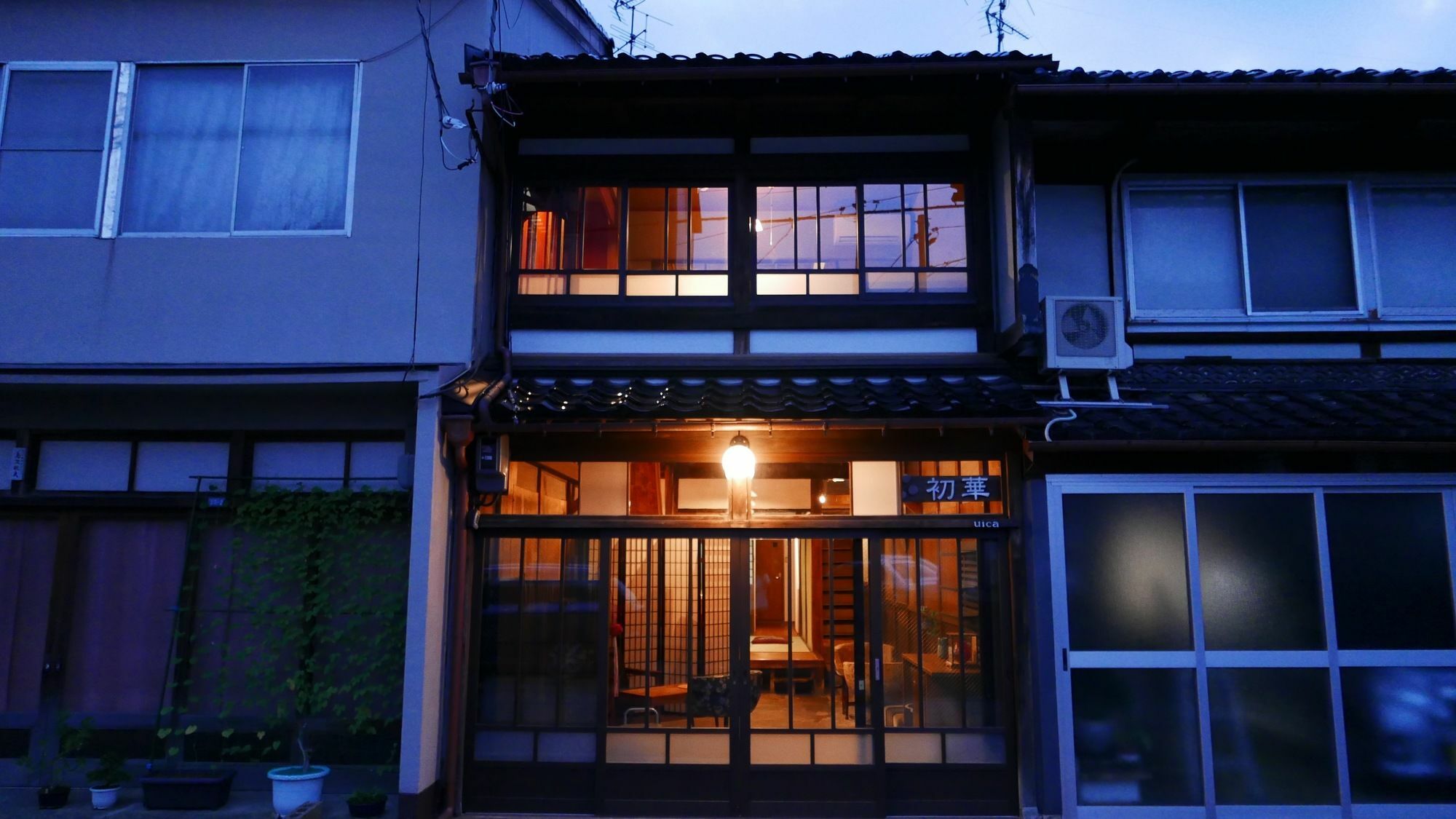Guest House Ui-Ca Kanazawa Exterior photo